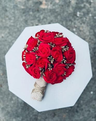 staklene cigle cena: Ručni buketi ruža – dekorativni i svečani aranžmani - Elegantni — 10