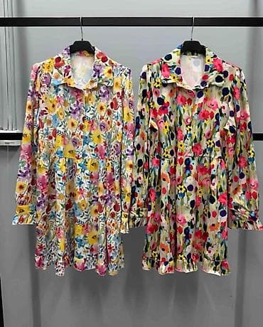 boho haljine bele: Lepršava mini haljina s cvetnim printom
1550 din
S M L — 3