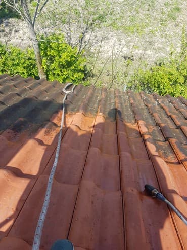 demontaža i montaža pvc stolarije: Pranje i farbanje krova — 1