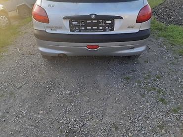 seat ibiza: KOMPLETAN AUTO 1.1 U DELOVIMA ZA PEUGEOT 206 | Kompletan auto — 6