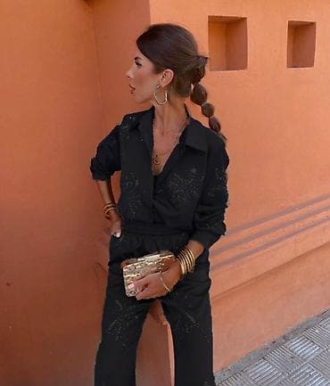 Komplet
Cena 1800
Uni vel.
V13 — 2