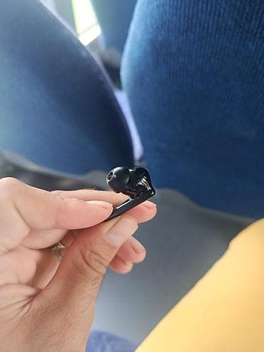 aparat za cedjenje narandzi: Philips bežične TWS slušalice sa punjačkim kućištem - Model: Philips — 1