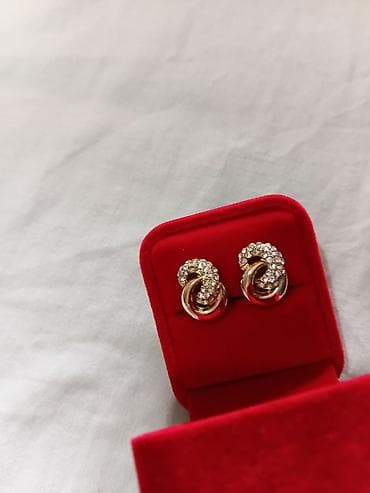 Elegantne ženske minđuše – zlatni ton sa kristalima - Dizajn — 2