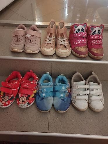 bmw auto za decu: Patike broj 25 i 26 u dobrom stanju — 1