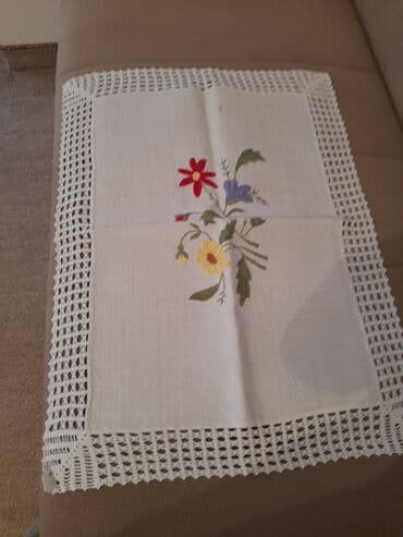 ikea sofe na razvlačenje: Doilies — 1
