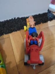 pocepane farmerke za devojcice: Na prodaju Lego duplo set — 9