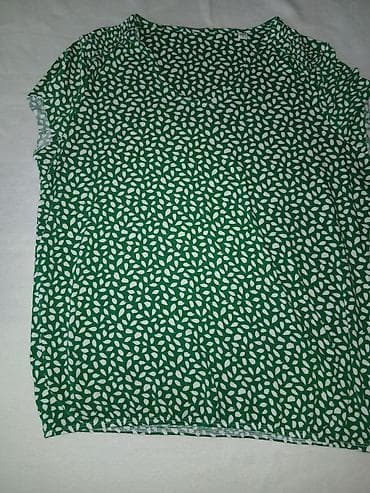pull and bear nis: Ženske bluze/majice – set od 4 različita modela 1) Bluza sa paisley — 5
