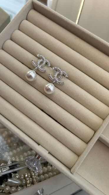 prsten sa srcem: Set minđuša, Chanel, Materijal: Biser, Srebro — 2