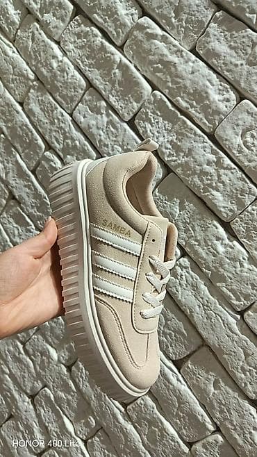 adidas sleek w: 👑Broj 36-41 ✅Cena 2500 din Patike sa platformom – model sa tri pruge — 3