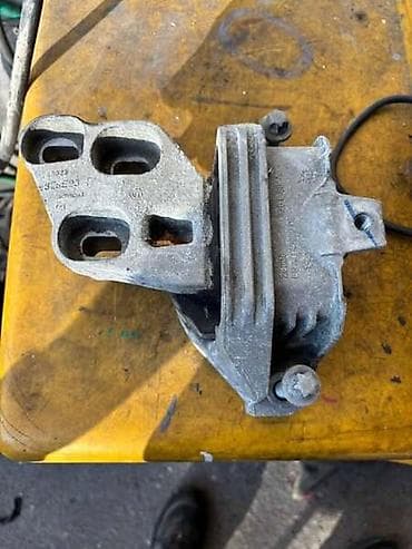 oglasi za motore: Universal auto — 1