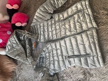 pull and bear bomber jakna: Zimska jakna 2500 din — 1