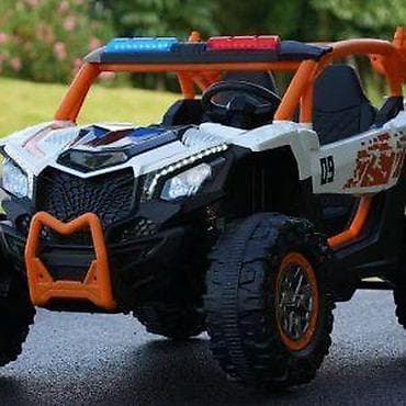audi na daljinski: Dvosed za decu – 4×4 električni automobil sa 4 motora i daljinskim — 1