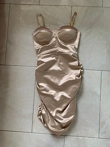 kupujemprodajem haljine svecane: Prelepa zlatna univerzalna haljina Do L velicine Odgovara svakom telu — 5