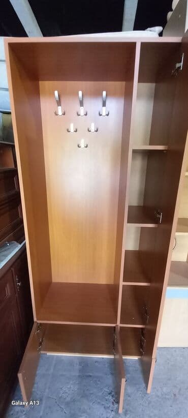 polovan namestaj обреновац слике: Dva Plakara 237cm visina 130cm sirona po 160eu.prevoz vas ili uz — 10