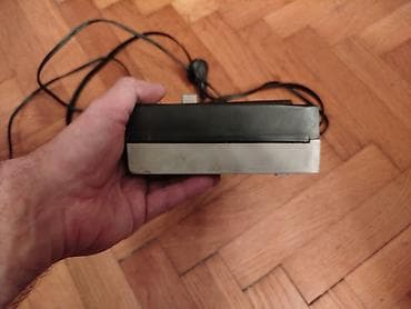 the machine sa prevodom: Retro stari TV konverter UHF/VHF El Nis kolekcionarska.Punjac za — 3