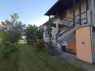 kupujemprodajem kuće arilje: Vikendica na Fruškoj gori, 156m2 Nalazi se u neposrednoj blizini — 4