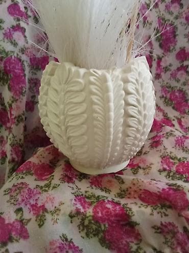 Tekstil: Dekorativne keramičke posudice/vazice – set bele boje - Materijal — 4