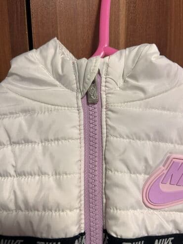 Šortsevi: Nike, Zimska jakna — 6