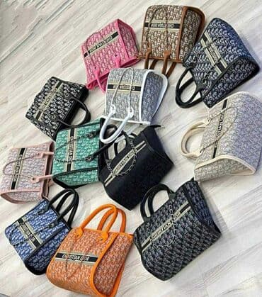 akt tašna: Tasne i rancevi 2700 — 9