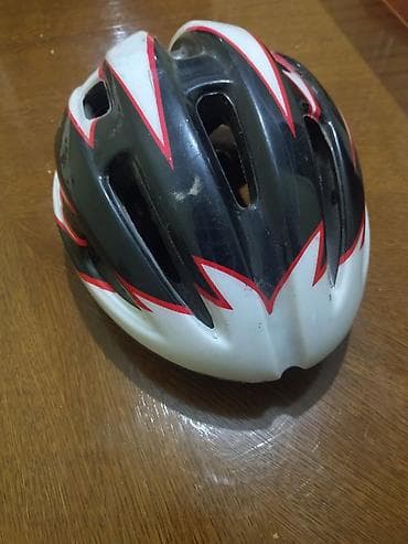 Kaciga na prodaju — 1