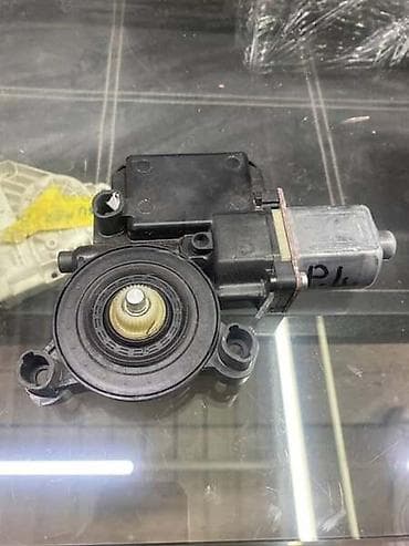 sajle za vitlo: MOTORIC PODIZACA STAKLA ZA VOLKSWAGEN POLO - 6R0959801R | Prednji — 2