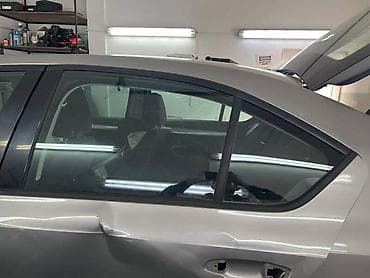 dizalica za auto: LEPTIR STAKLO ZA ŠKODA OCTAVIA OD 2013. DO 2017. GOD. | Zadnje levo — 1