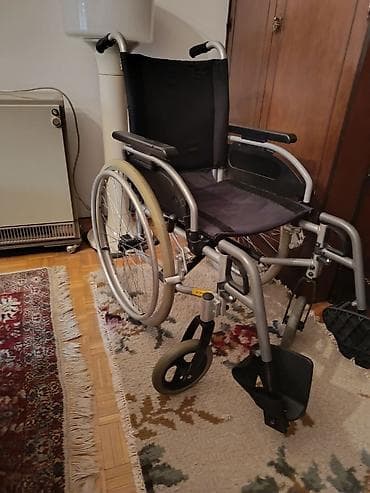 Prodajem invalidska kolica u dobrom i očuvanom stanju. Kolica su — 2