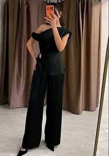 5.11 pantalone: Damski elegantni komplet – asimetrična bluza i široke pantalone - — 2