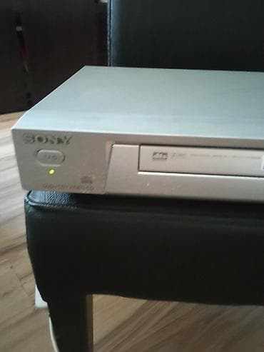 android tv box a95x f4: Sony CD/DVD plejer DVP-NS310 - Tanki srebrni plejerski model sa — 2