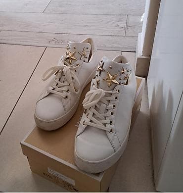 easy patike: Michael Kors ženske patike – bela koža, ukrasne zlatne zvezde - — 3