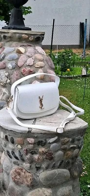 force nike: Ženska torbica preko ramena – kompaktni model sa preklopom i YSL — 1