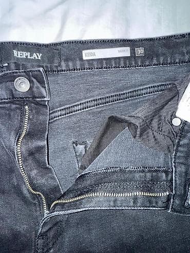 Replay KEIDA farmerke – model: Balloon Fit - Boja: crna (blago ispran na lalafo.rs Replay KEIDA farmerke – model: Balloon Fit - Boja: crna (blago ispran