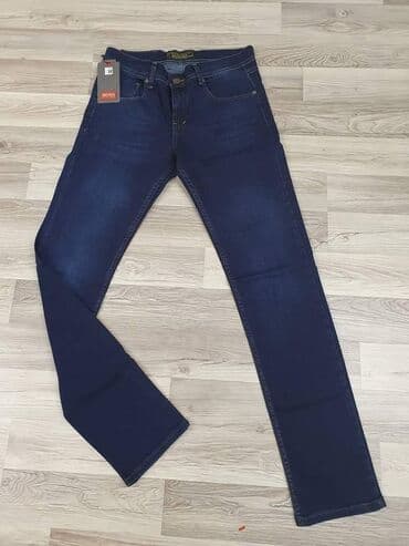 muške pidžame c a: JEANS FARMARICE TOP KVALITET Cena 3200 dinara Brojevi 40 Dzeparke — 11