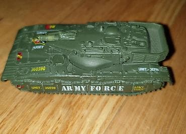 igracka macka koja hoda: Tenk automobilcic - vojni auto — 3