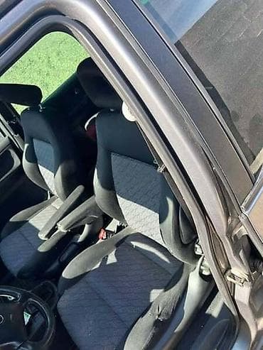 octavia 4x4 1.9 tdi: BRZINOMER / KM SAT / CAJGER ZA SEAT ALHAMBRA | Kilometar sat za Seat — 5
