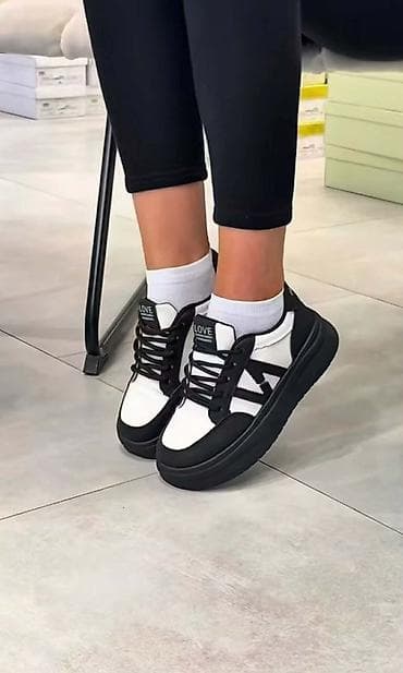 jordan patike djak: Brojevi 
36-40
2700💥
OR💥 — 1