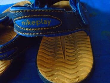 papuce guess: Sandals, Nike, size - 40 — 5