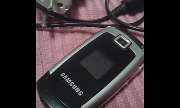 smart televizor: SAMSUNG X 680 Mobilni je u savrsenom stanju,sve radi,sa punjacem i — 4