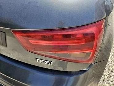 ogledalo rs: AUDI A1 2011 DELOVI STOP SVETLO LEVO I DESNO | Audi delovi zemun — 2