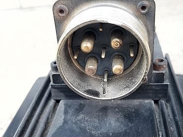 masina za isusivanje vlage: Servo motor MAC 093C, sa enkoderom i kocnicom Precnik osovine je 24mm — 9