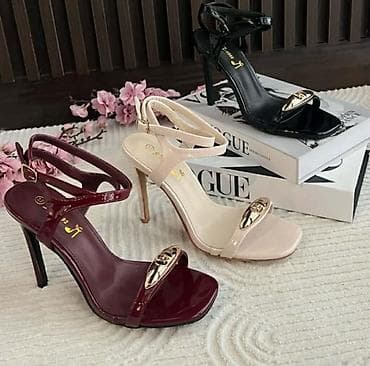 zara srebrne sandale: 36-41
3400 din — 2