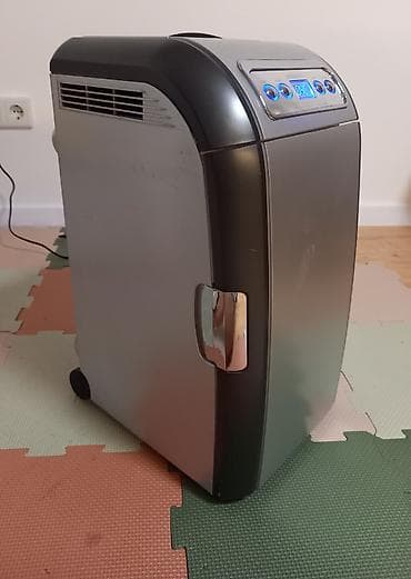 red bull frizider: Mini frizider Ambiano 2 Ispravan i solidno ocuvan digitalni mini — 3