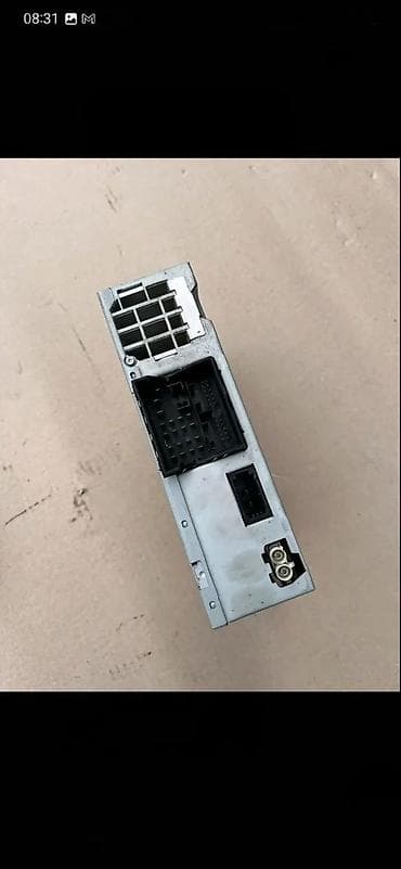 car bluetooth adapter: AUDI A6 A7 2013 RADIO UNIT 4G1035053E | audi vagen delovi ZEMUN — 3