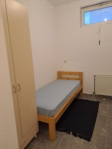nekretnine u beogradu: Zemun, naselje Nova Galenika, izdajem sobu za zaposlenu osobu Zemun — 2