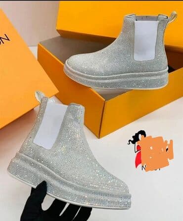 srebrna ogrlica sa krsticem: Ankle boots, 38 — 1