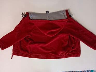 Ski odeća: LC Waikiki džemper duks za dečake Veličina 8-9 god Ima sitne tragove — 2