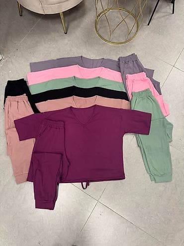 novi tech fleece: 💫New collection💫
Pamuk elastin 
⚜️Univerzalna velicina
⚜️Cena 2200 din — 1