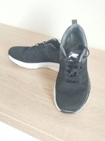 Women's Sneakers and athletic shoes: 39 — 4