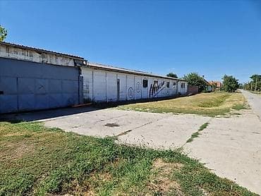 Na prodaju poslovna hala površine 897m2 u Molu-Ada sa placem od 455m2