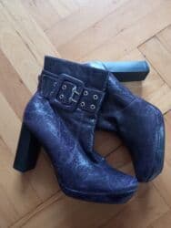 Uggs: High boots, 39 — 1